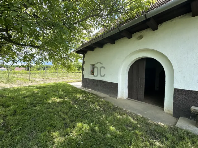 Eladó ház Tök 42 nm