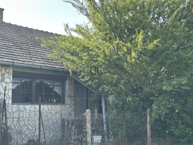 Eladó lakás Balatonfenyves 69 nm