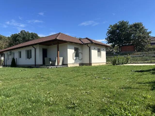 Eladó lakás Pilisjászfalu 70 nm