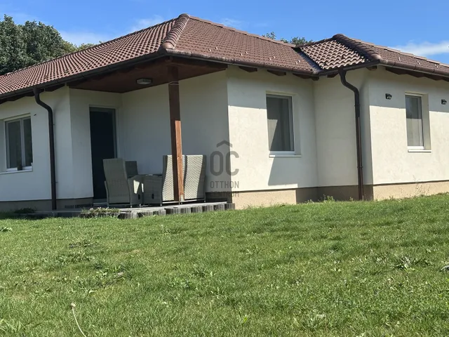 Eladó lakás Pilisjászfalu 70 nm