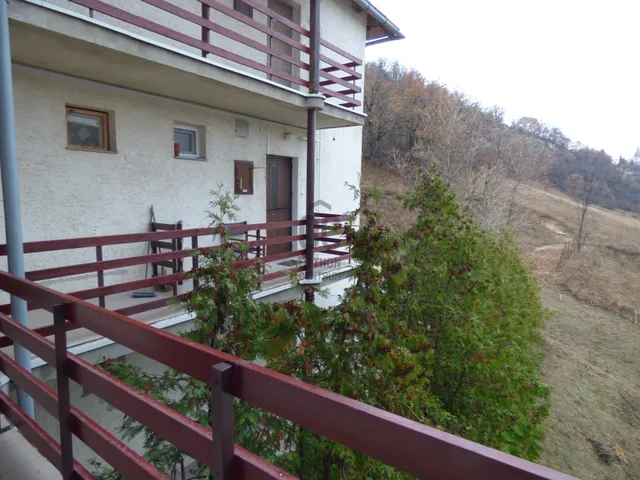 Eladó lakás Pilisjászfalu 42 nm