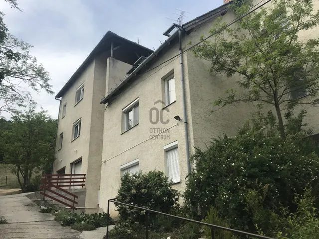 Eladó lakás Pilisjászfalu