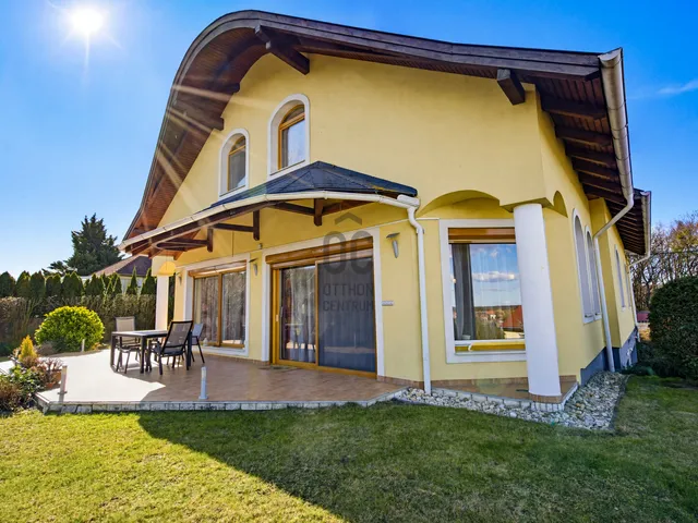 Eladó ház Sé 380 nm