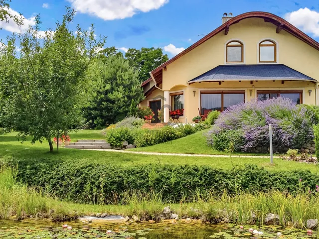 Eladó ház Sé 380 nm