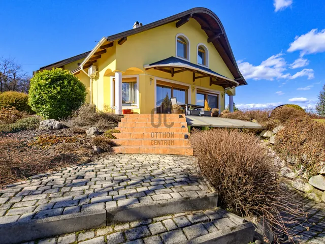 Eladó ház Sé 380 nm