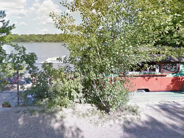 Eladó telek Budapest III. kerület, Rómaifürdő, Kossuth Lajos Üdülőpart 1746 nm