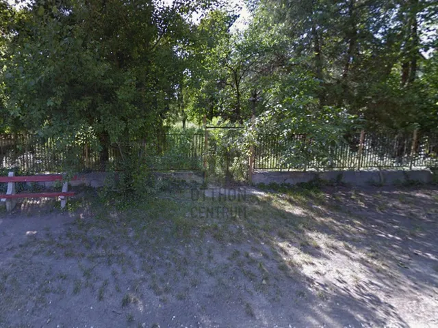 Eladó telek Budapest III. kerület, Rómaifürdő, Kossuth Lajos Üdülőpart 1746 nm