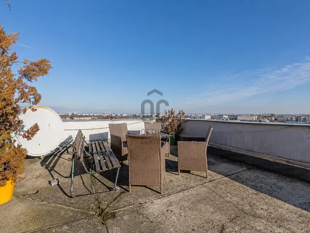 Eladó lakás Budapest II. kerület, Országút 45 nm