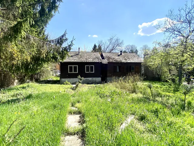 Eladó telek Szentendre 910 nm