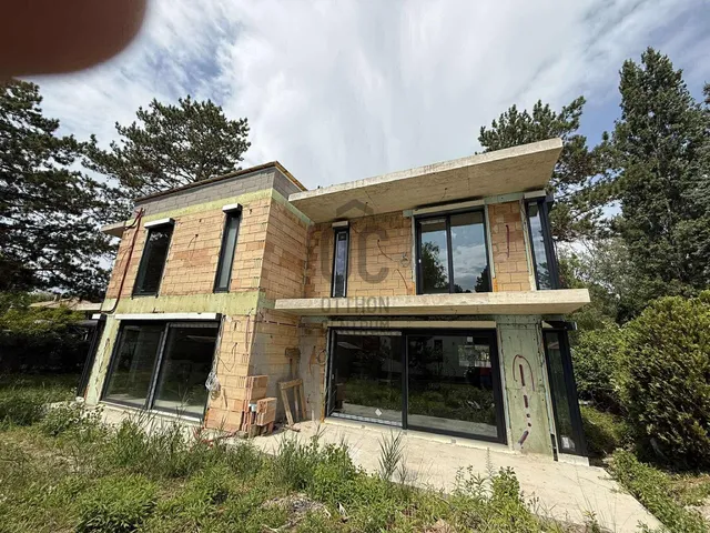 Eladó ház Siófok, Ezüstpart 130 nm