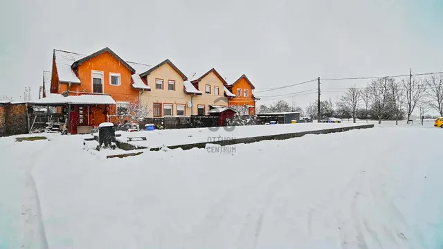 Eladó telek Taksony, Fácán utca 663 nm