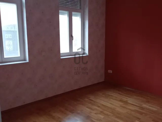 Eladó ház Székesfehérvár, Belváros 249 nm