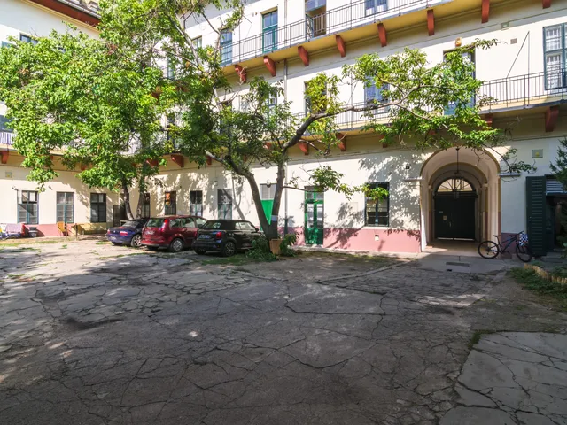 Eladó lakás Budapest IX. kerület, Belső Ferencváros 104 nm