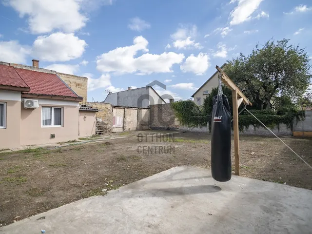 Eladó telek Budapest XX. kerület, Pesterzsébet 556 nm
