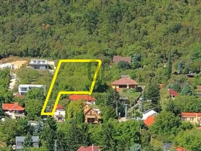 Eladó telek Budaörs 3333 nm