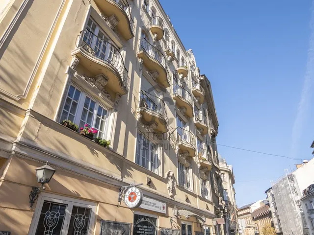 Eladó kereskedelmi és ipari ingatlan Budapest XII. kerület 125 nm