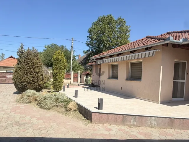 Eladó ház Szada 153 nm