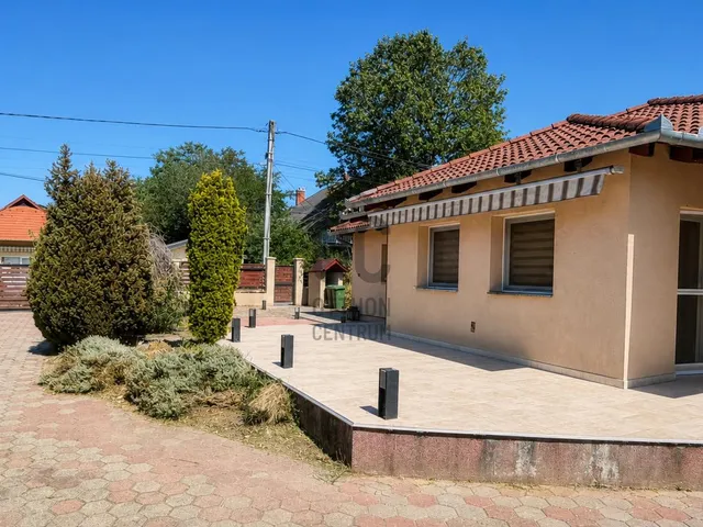 Eladó ház Szada 153 nm