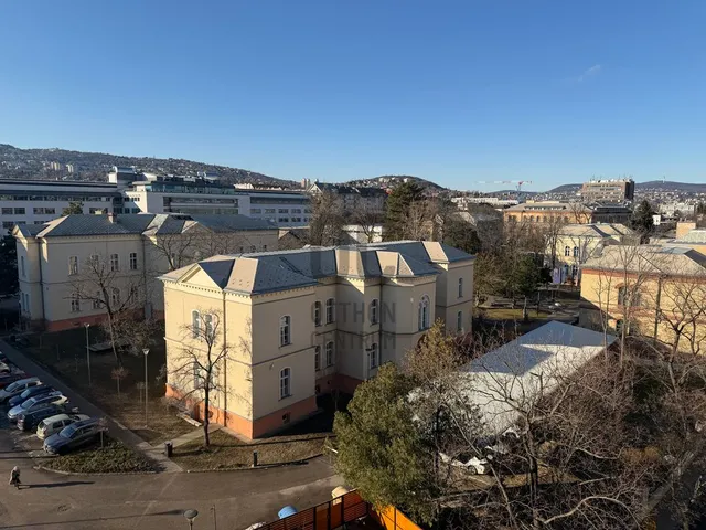 Kiadó lakás Budapest XII. kerület, Németvölgy 72 nm