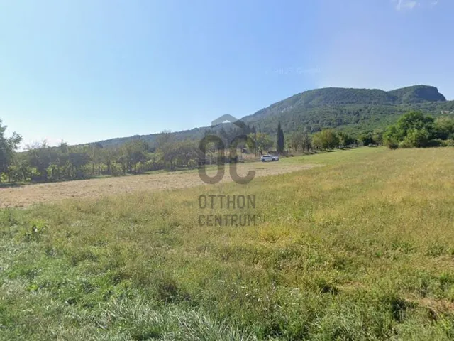 Eladó telek Badacsonytomaj 3971 nm