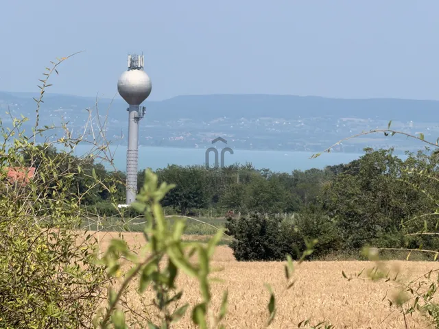 Eladó telek Balatonszemes 5387 nm