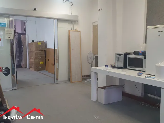 Kiadó kereskedelmi és ipari ingatlan Békéscsaba 400 nm