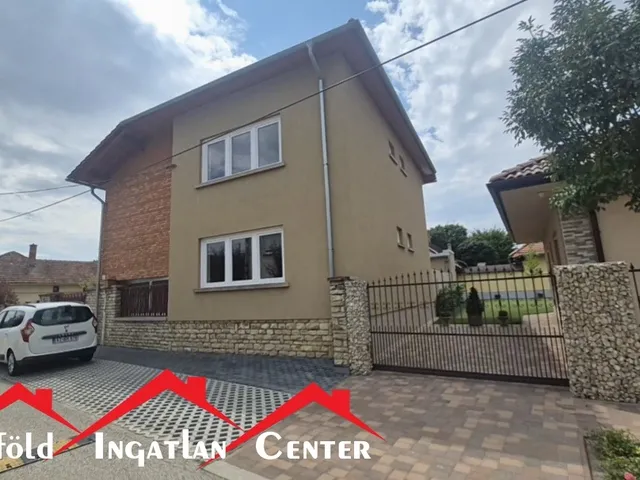 Eladó ház Békéscsaba 190 nm