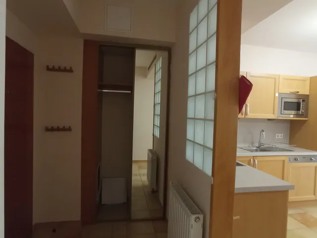 Kiadó lakás Budapest VI. kerület, Nagykörúton kívüli terület, 79 50 nm