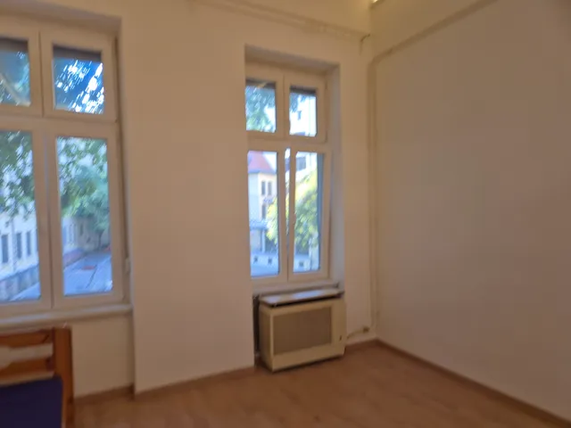 Eladó lakás Budapest VIII. kerület, Corvin negyed 35 nm