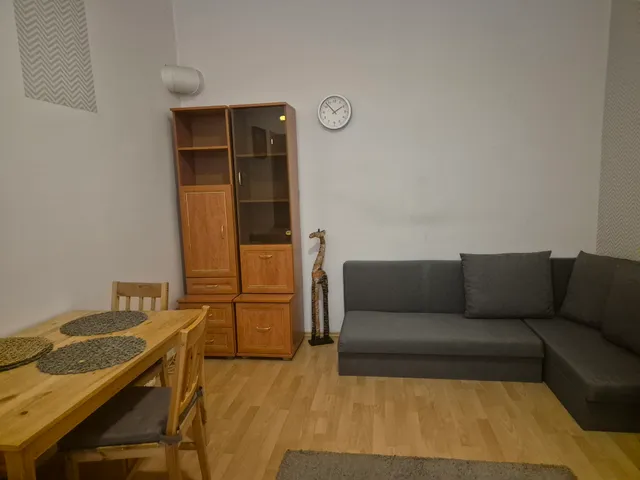 Kiadó lakás Budapest VIII. kerület, Corvin negyed 25 nm