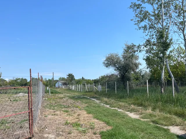 Eladó telek Szántód, Kócsag utca 730 nm