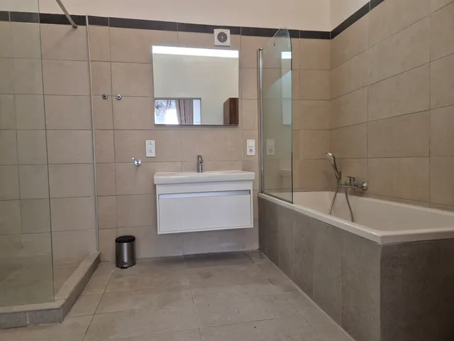 Eladó lakás Budapest VI. kerület, Diplomatanegyed 122 nm