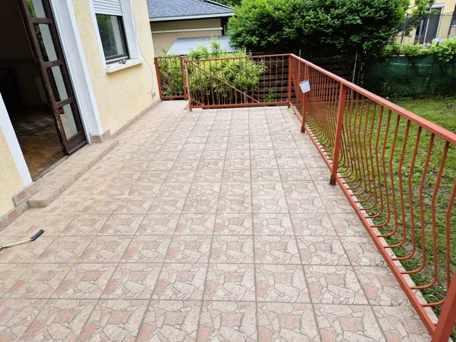 Eladó ház Budapest XVIII. kerület, Ferihegy 150 nm