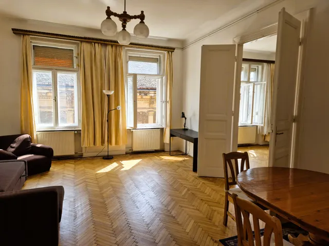 Eladó lakás Budapest VIII. kerület, Palotanegyed 114 nm