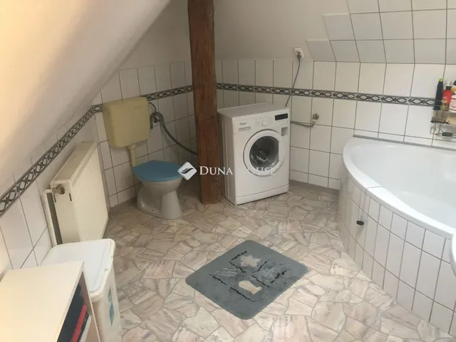 Eladó kereskedelmi és ipari ingatlan Dunavarsány 154 nm