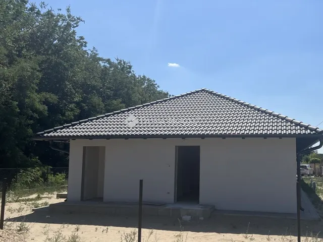 Eladó ház Szigethalom 93 nm