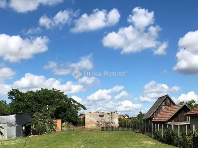 Eladó telek Dömsöd 1550 nm