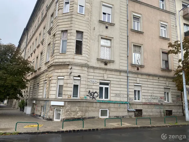 Eladó kereskedelmi és ipari ingatlan Budapest XII. kerület, Krisztinaváros XII. ker. 65 nm