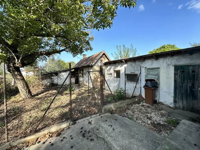 Eladó ház Albertirsa, Szép környezet 68 nm