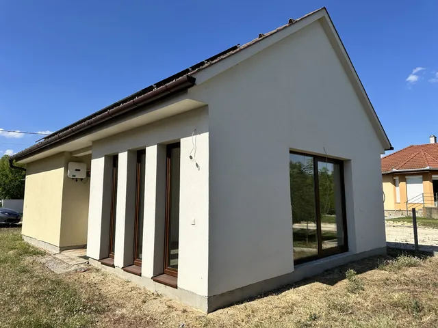 Eladó ház Dabas 61 nm