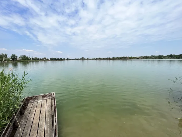 Eladó telek Délegyháza, Tó közeli 826 nm