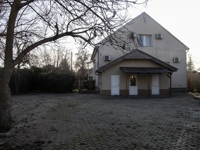 Eladó ház Vecsés, Befektetés 380 nm