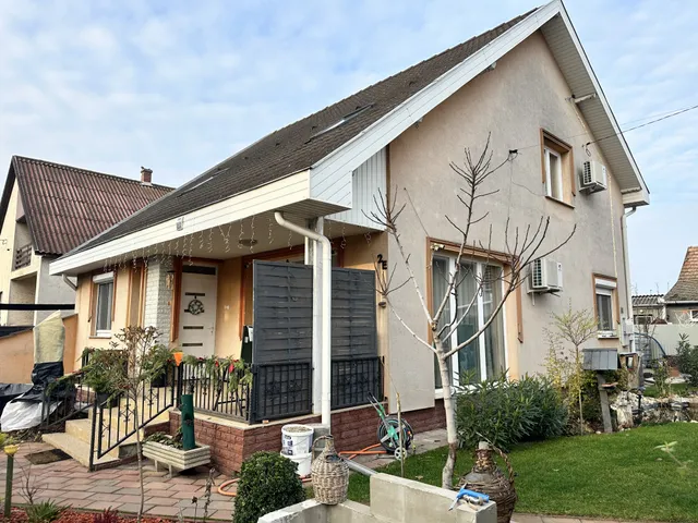 Eladó ház Inárcs, Befektetés 270 nm