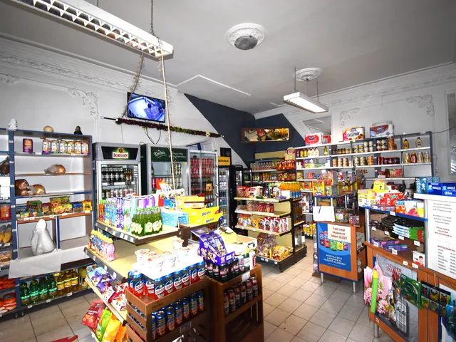 Eladó kereskedelmi és ipari ingatlan Miskolc, Dél-Kilián 59 nm