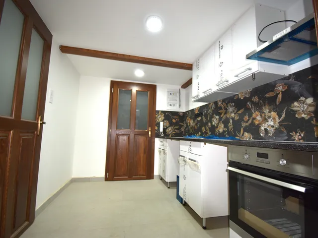 Kiadó lakás Miskolc, Belváros 63 nm