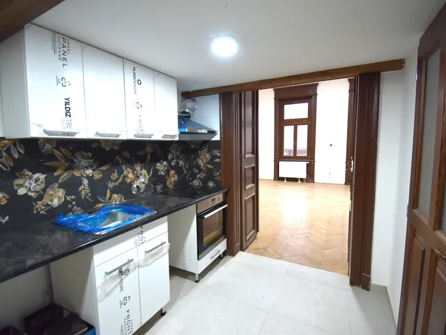 Kiadó lakás Miskolc, Belváros 63 nm