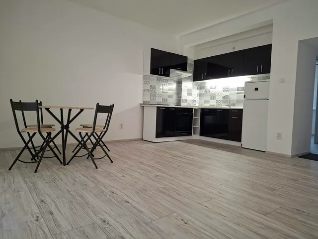 Kiadó lakás Miskolc, Csabai kapu 52 nm