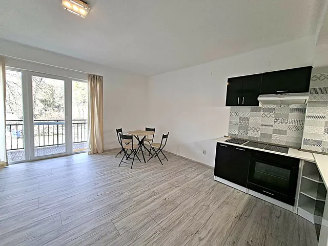 Kiadó lakás Miskolc, Csabai kapu 52 nm