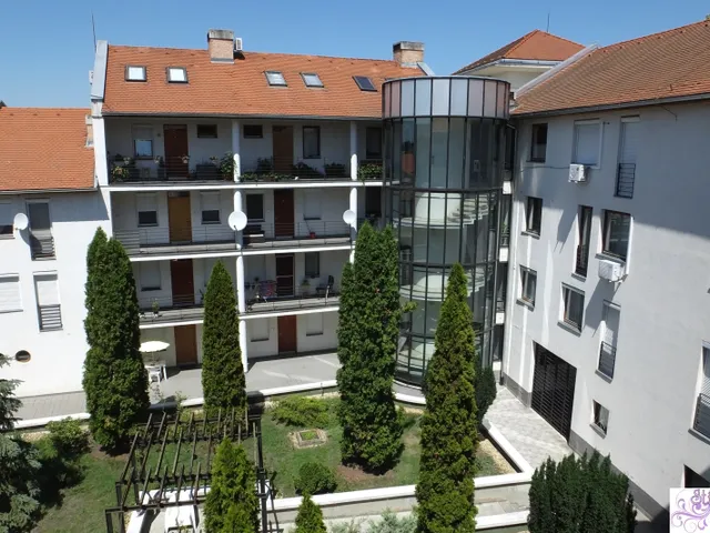 Kiadó lakás Vác 39 nm