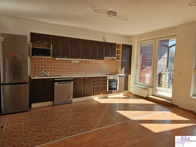 Kiadó lakás Vác 58 nm